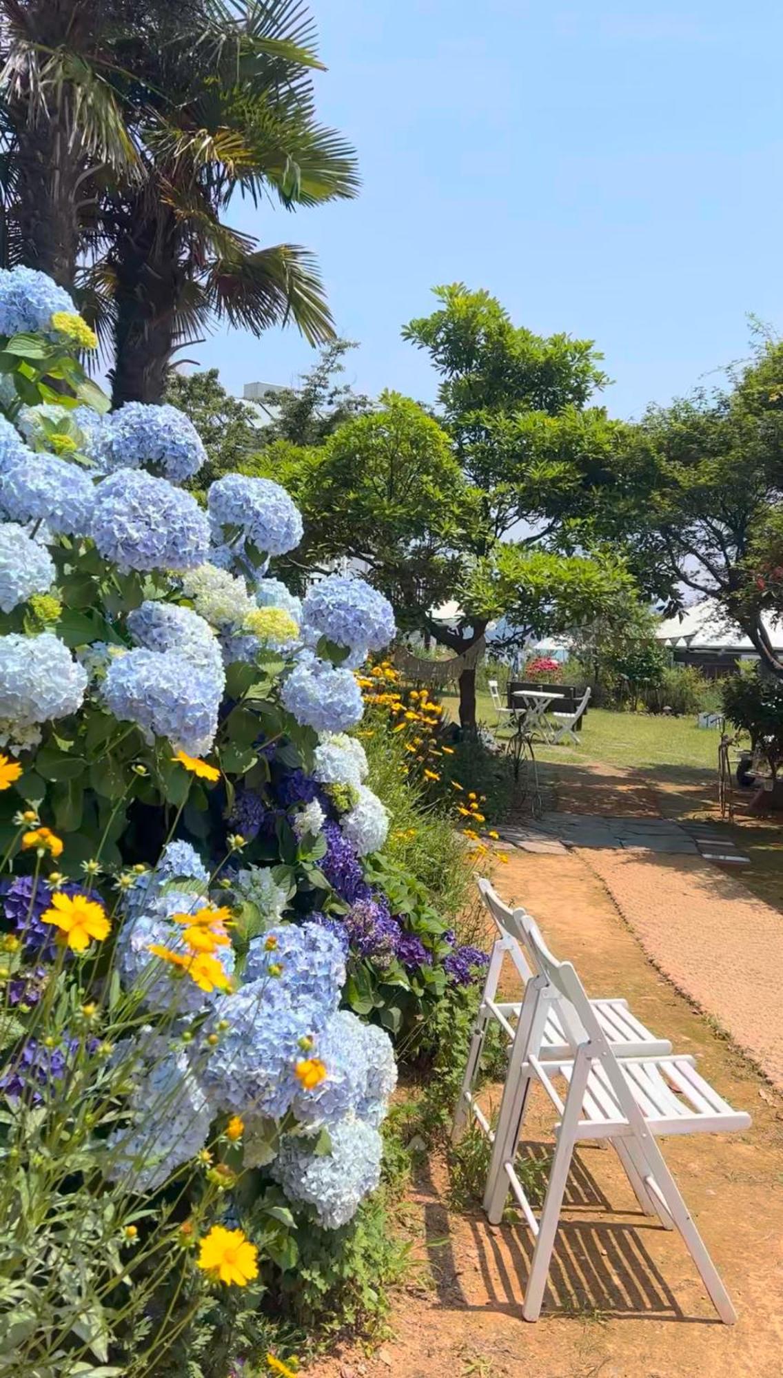 Country House Exclamation Mark & Comma Namhae Buitenkant foto