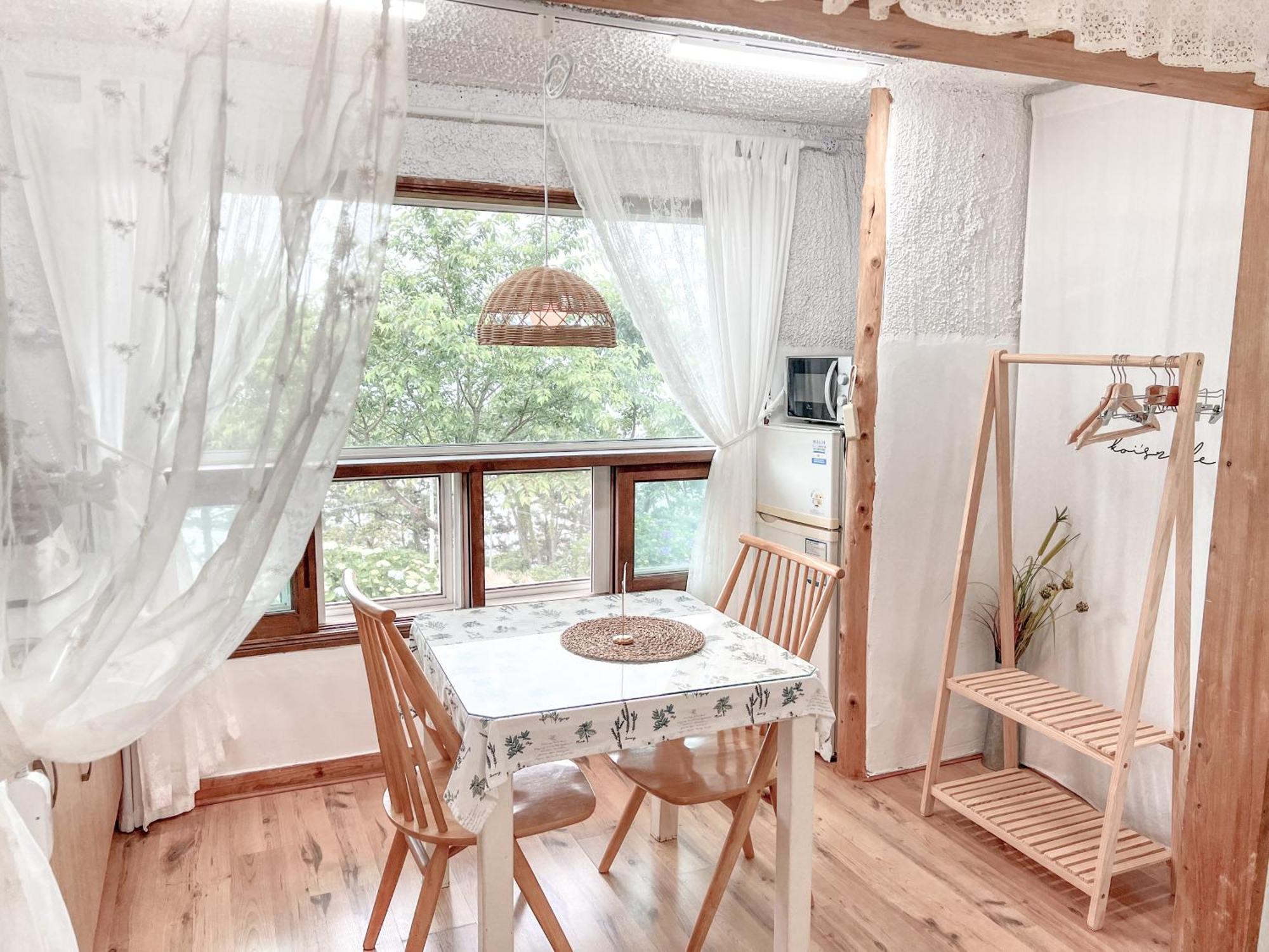 Country House Exclamation Mark & Comma Namhae Buitenkant foto